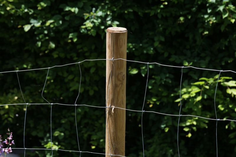 Chain Link Fence Installation Costs — Cost of Chain Link Fence Installation